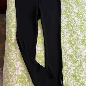 NEW wot VINCE Black straight leg Pants w/ zippered ankle GEORGEOUS